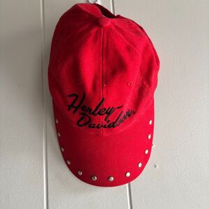 Ladies One Size Red Harley-Davidson Motorcycle Black Embroidered Ballcap